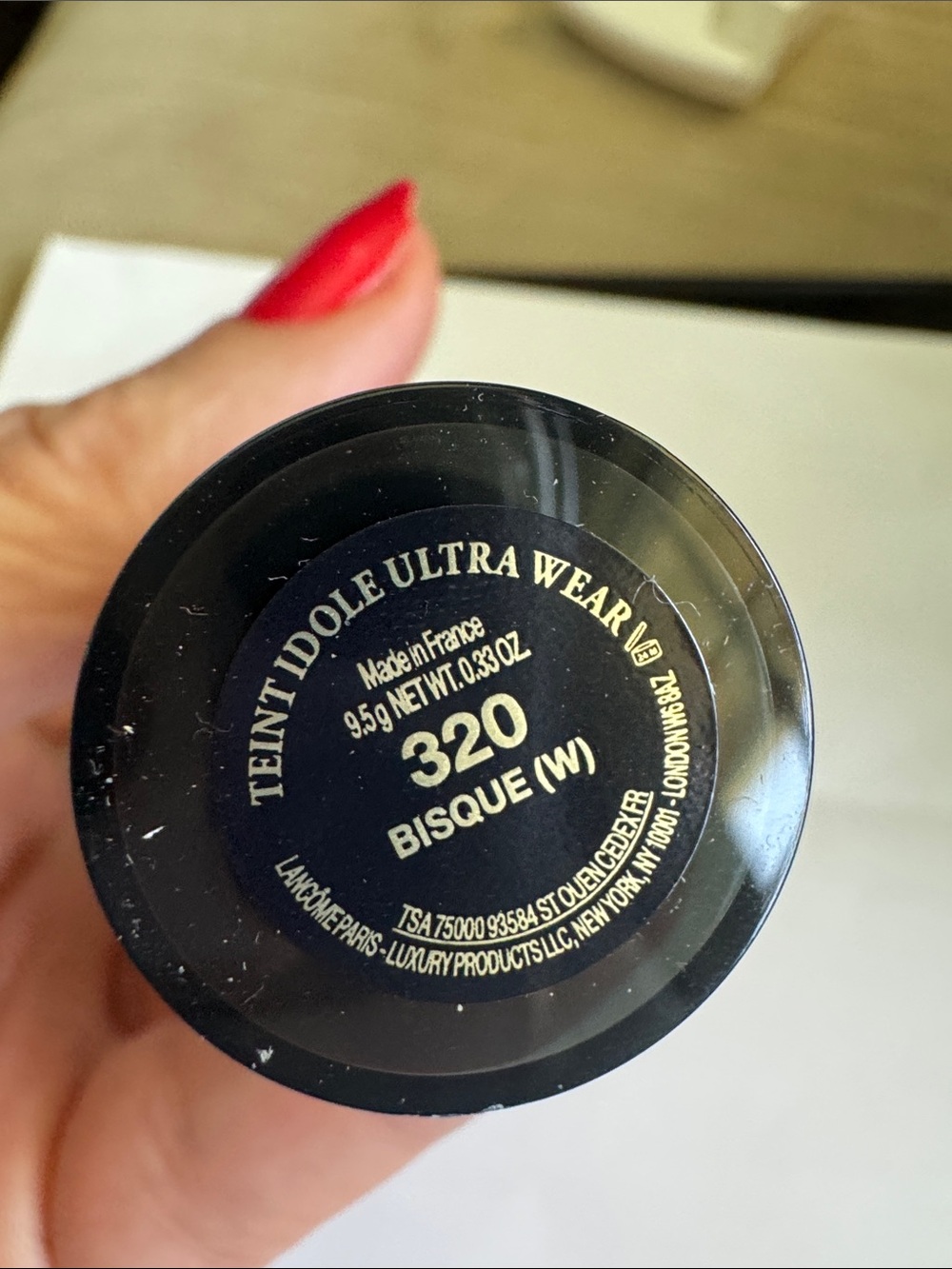 Lancome 320
Teint Idole Ultra Wear Foundation Stick 5-in-1 Foundation Stick - Picture 5 of 8